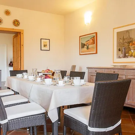 Locazione Turistica Al Castello *